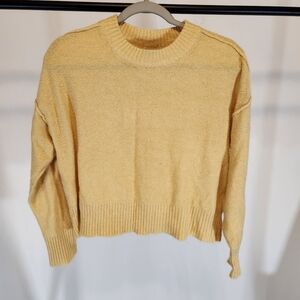 American Eagle Sweater Womens Small Long Sleeve Relaxed Crop Knit Yellow